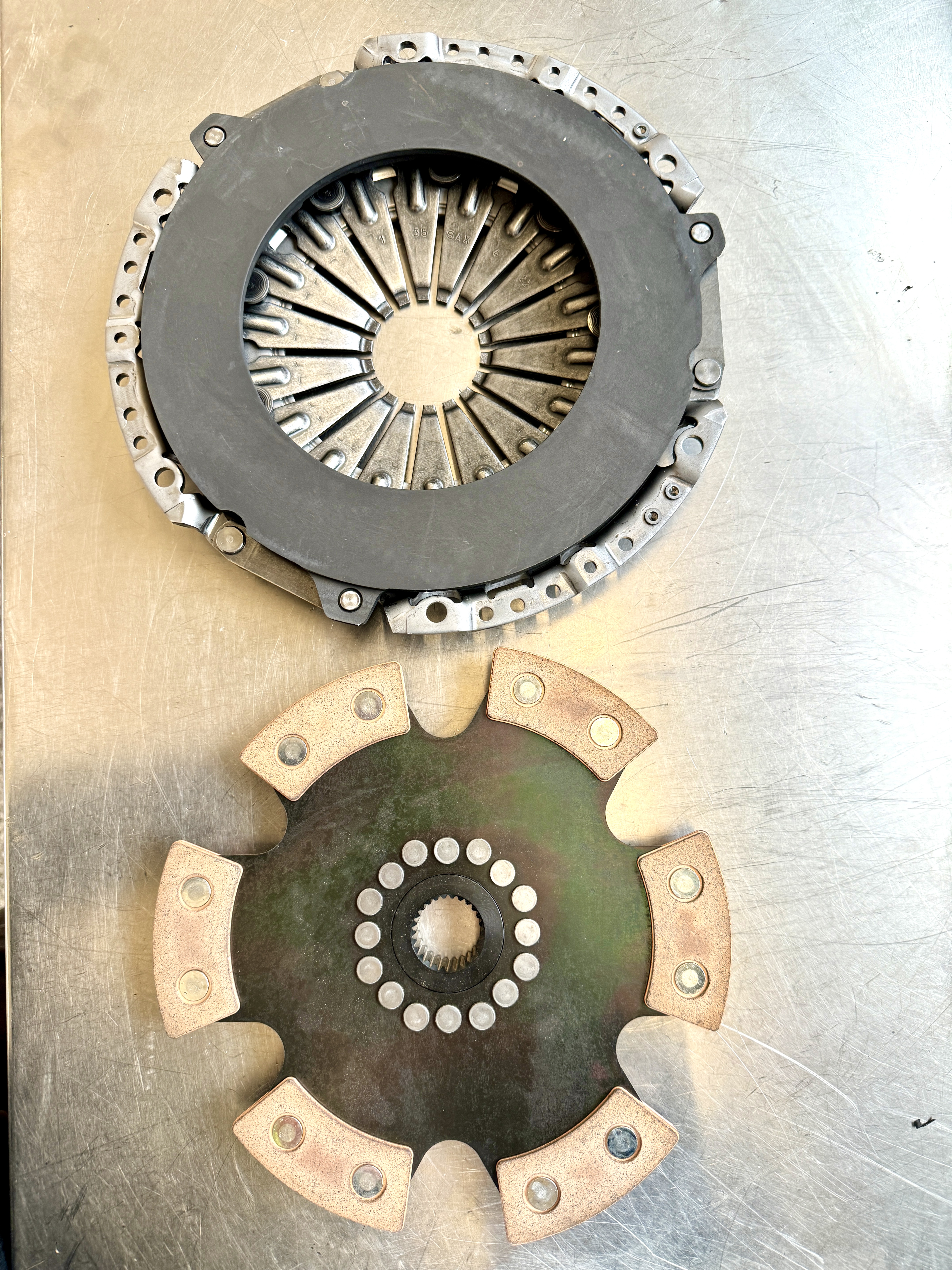  Audi 2.5  TT 8J_ 2.5 Kupplung verstärkt Upgrade / Race /Sportkupplung  quattro 850NM  6Pad Sinter   Druckplatte  mit Sachs Performance  Druckplatte 