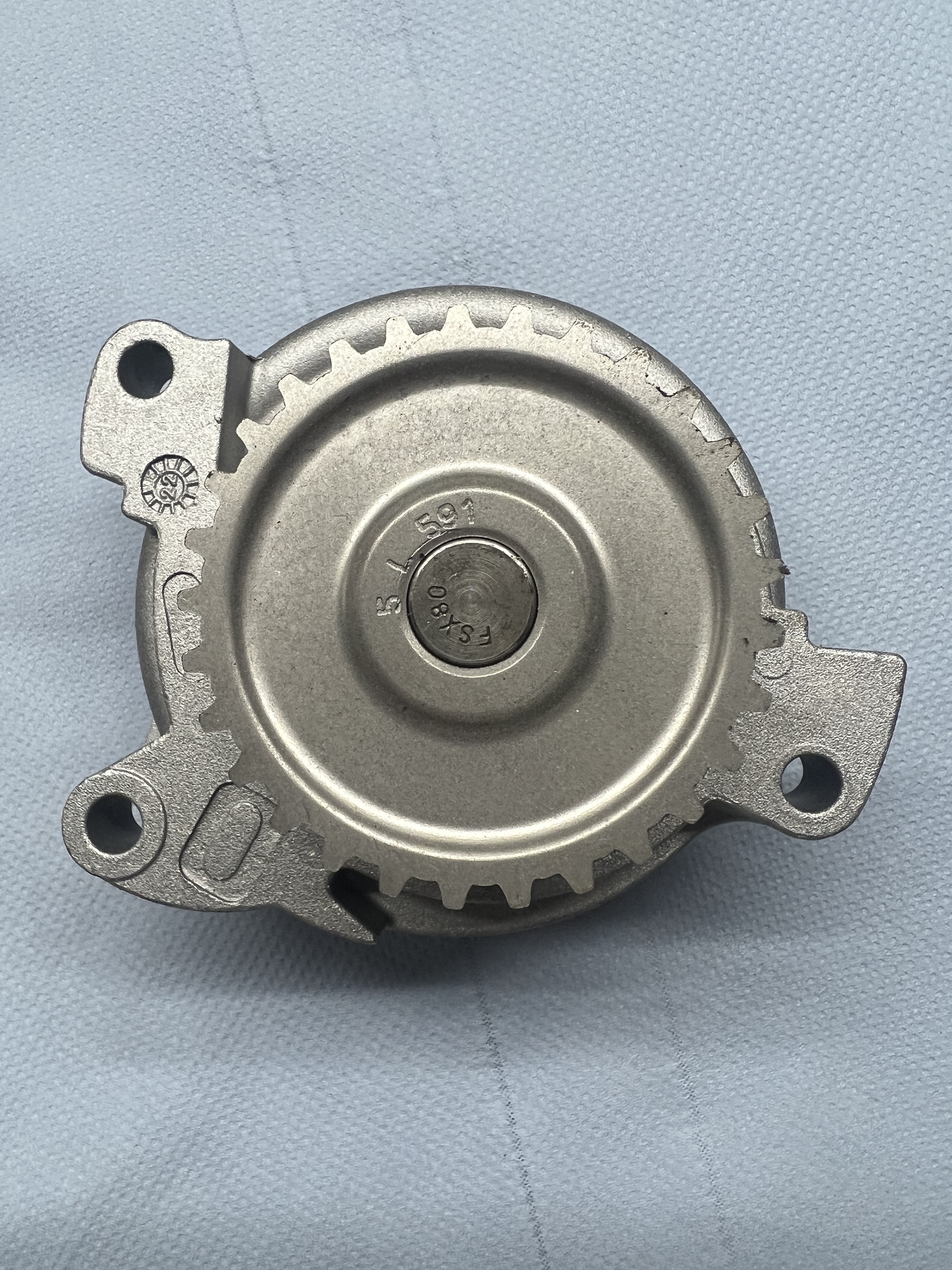 Race 5 Zylinder 20V / 10V verstärkte Wasserpumpe mit Metallrad ABY / AAN / NG2