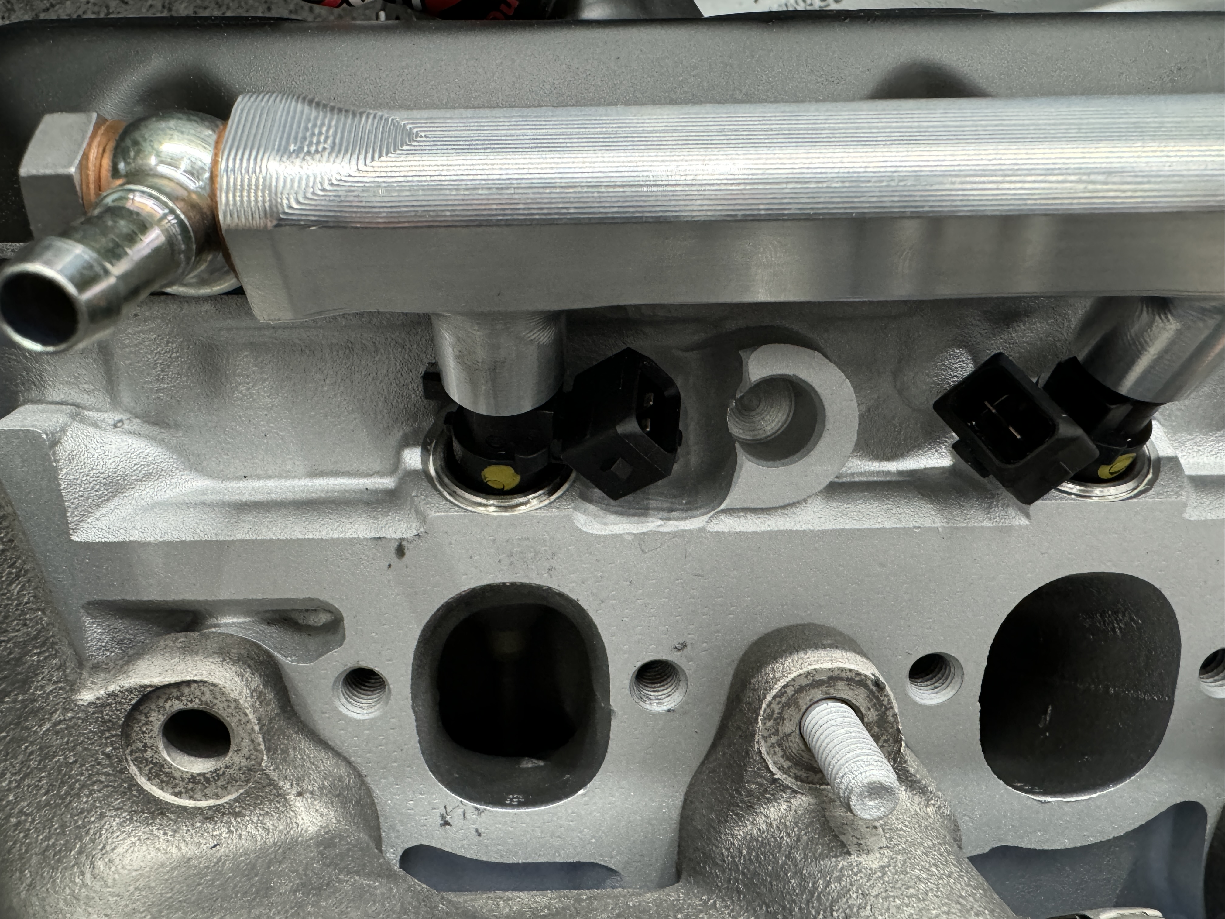 Audi 5 Zylinder 10V Upgrade Billet  Rail / FuelRail / Einspritzleiste / Benzinleiste  / Rail /  Bosch / Einspritzdüse  /  Düse / Injektoren / Kraftstoff