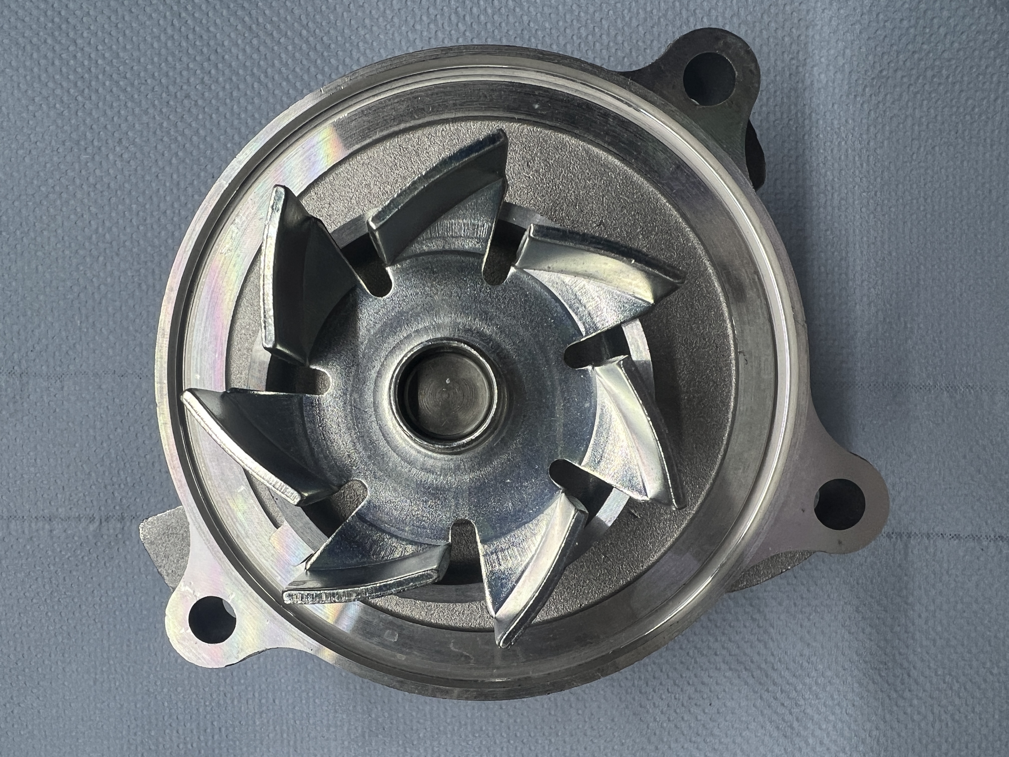 Race 5 Zylinder 20V / 10V verstärkte Wasserpumpe mit Metallrad ABY / AAN / NG2