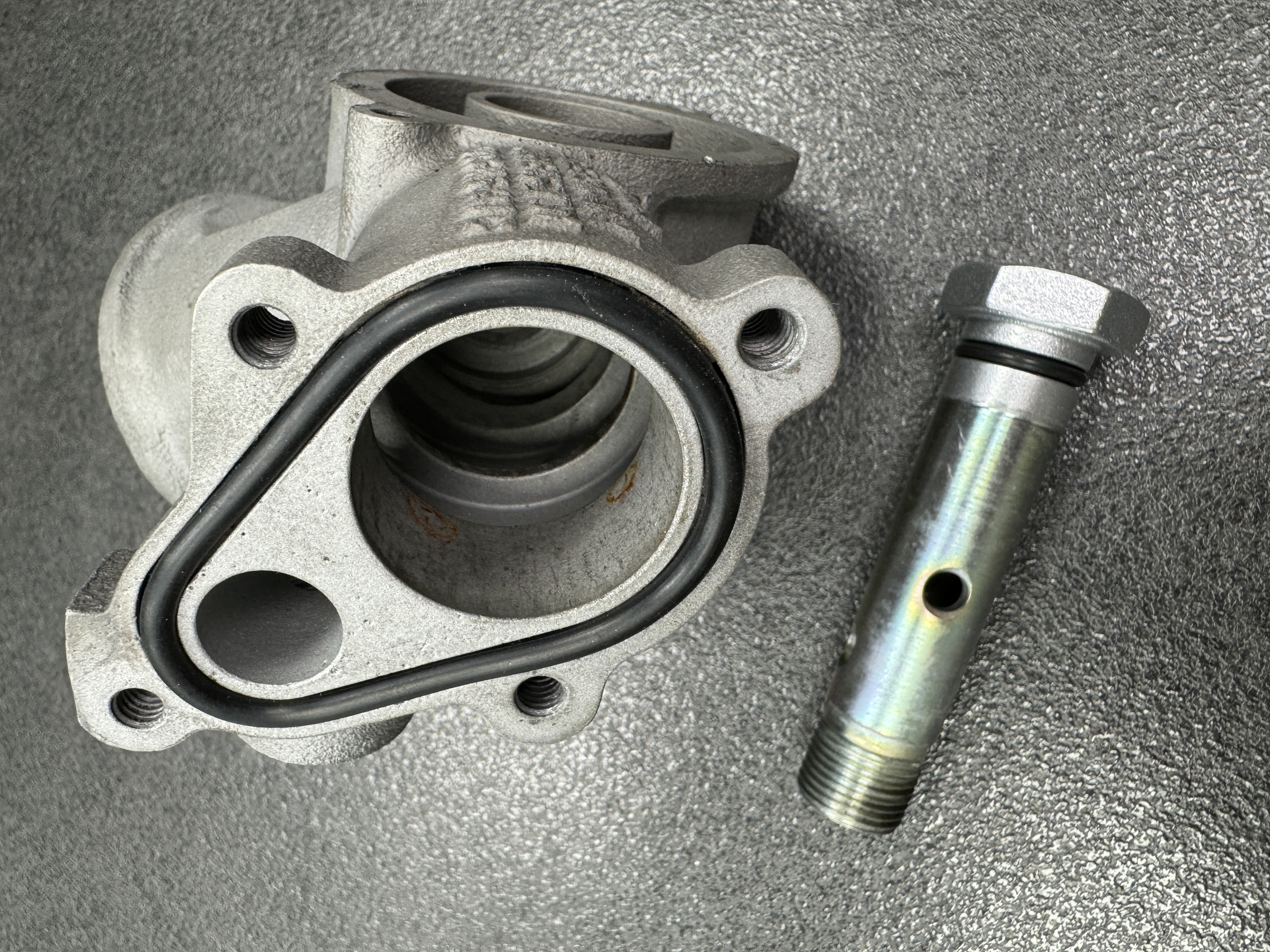 Dichtungssatz Ölfiltergehäuse  ( Ölkühler thermostat ) für alle  10V & 20V  Turbo Audi S2 RS2 S4 S6 200 / 